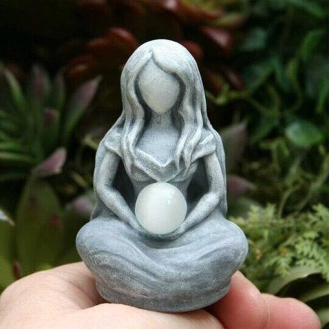 CYISONAL 1 Pcs Moon Goddess Statue Resin Craft Ornament,Bronze Abstract Moon Goddess Sculpture Courtyard Office Home Decor Sculpture for Mother'S Day -8 * 5 * 4CM