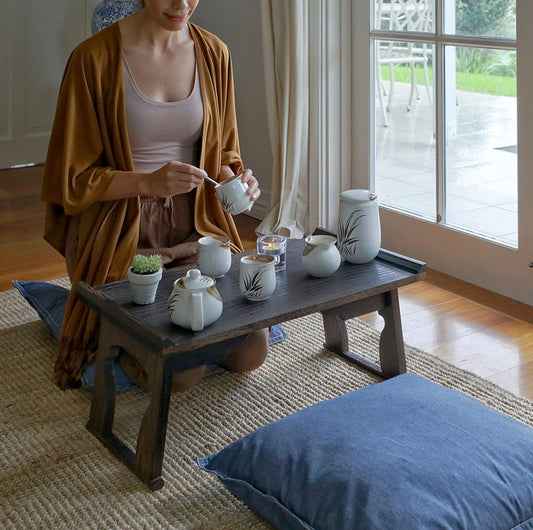 Kiri Meditation Table - Premium Carved Japanese Minimalist Altar - Chabudai Coffee or Tea Low Floor Table - Floor Sitting, Sustainable Paulownia Wood - Small Foldable Prayer Shrine Stand